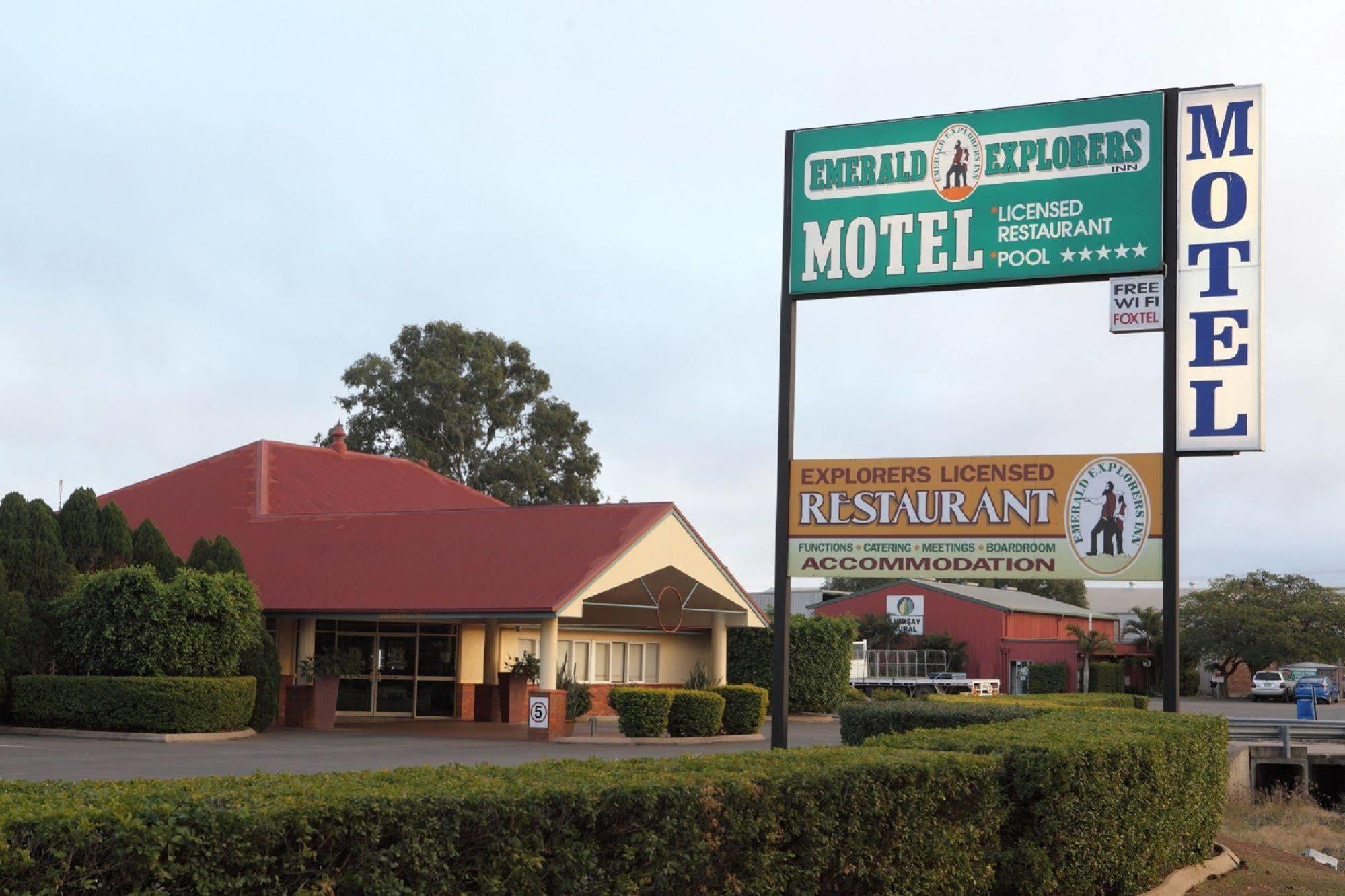 Emerald Explorers Inn Buitenkant foto